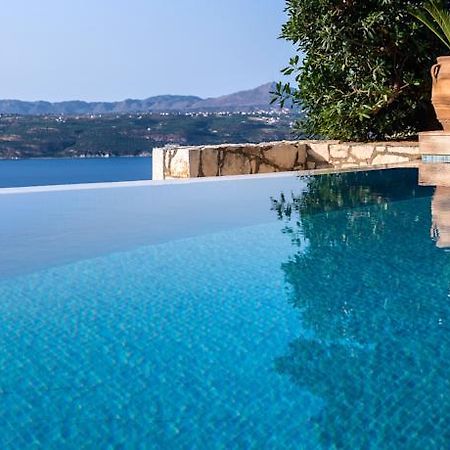 מגאלה קורפיה Villa Majestic Crete Heated Pool And Sauna מראה חיצוני תמונה