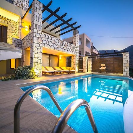 מגאלה קורפיה Villa Majestic Crete Heated Pool And Sauna מראה חיצוני תמונה