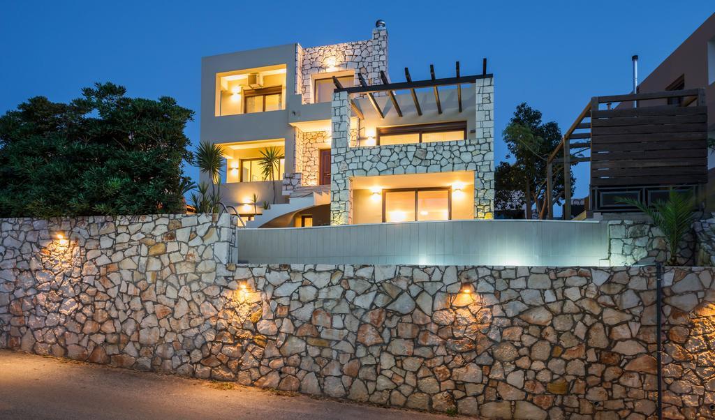 מגאלה קורפיה Villa Majestic Crete Heated Pool And Sauna מראה חיצוני תמונה
