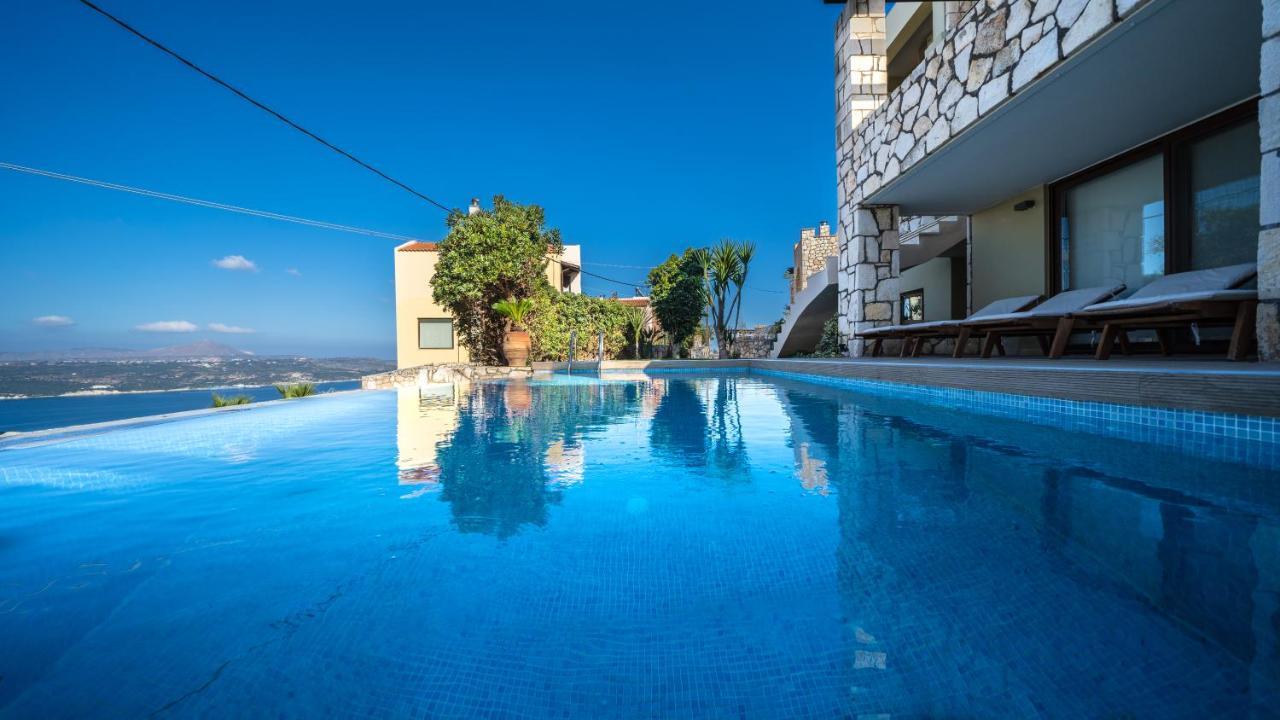 מגאלה קורפיה Villa Majestic Crete Heated Pool And Sauna מראה חיצוני תמונה
