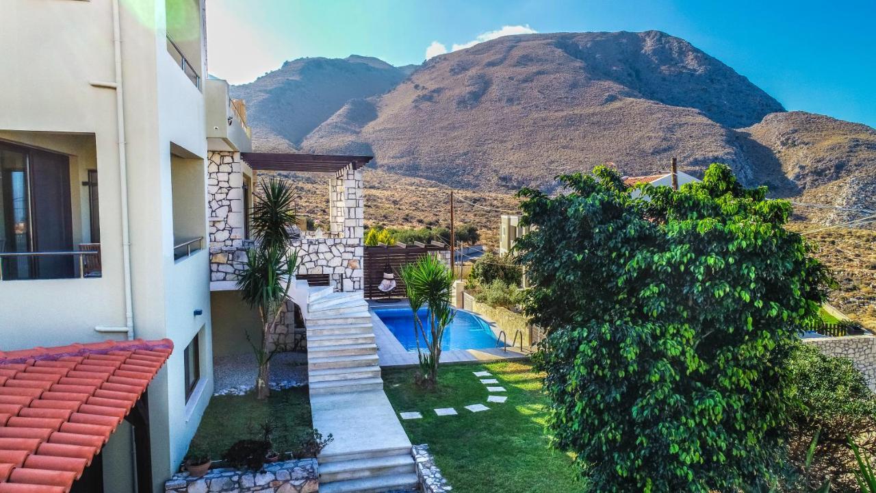 מגאלה קורפיה Villa Majestic Crete Heated Pool And Sauna מראה חיצוני תמונה