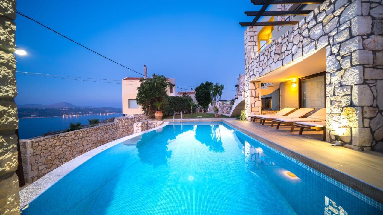 מגאלה קורפיה Villa Majestic Crete Heated Pool And Sauna מראה חיצוני תמונה