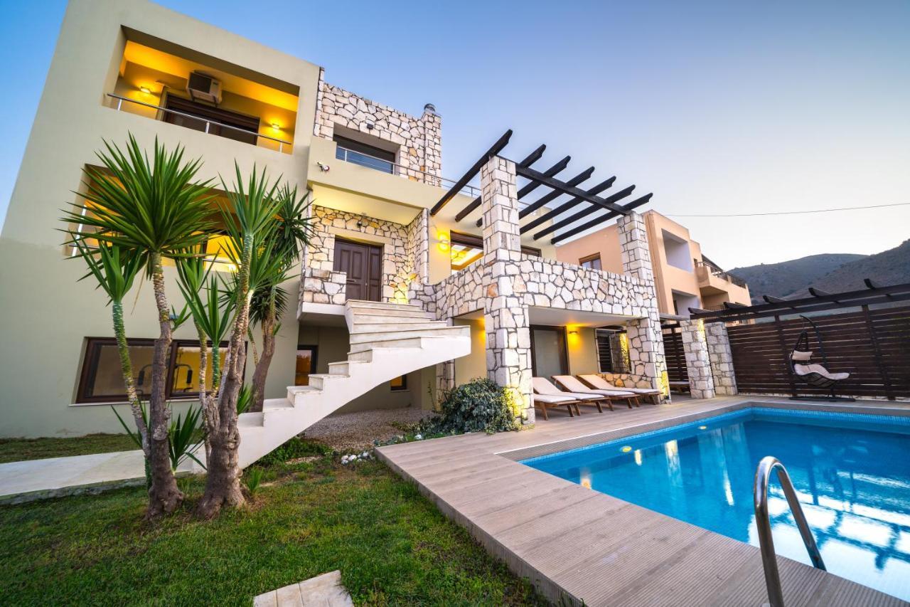 מגאלה קורפיה Villa Majestic Crete Heated Pool And Sauna מראה חיצוני תמונה