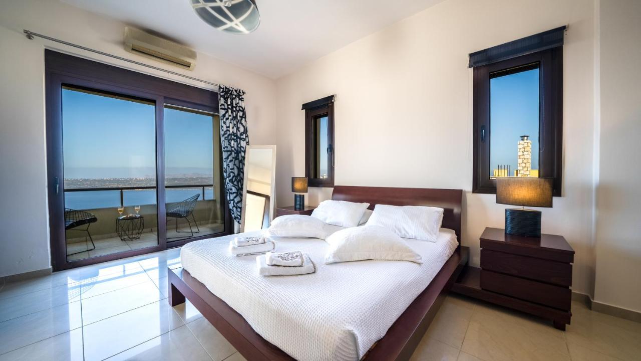 מגאלה קורפיה Villa Majestic Crete Heated Pool And Sauna מראה חיצוני תמונה