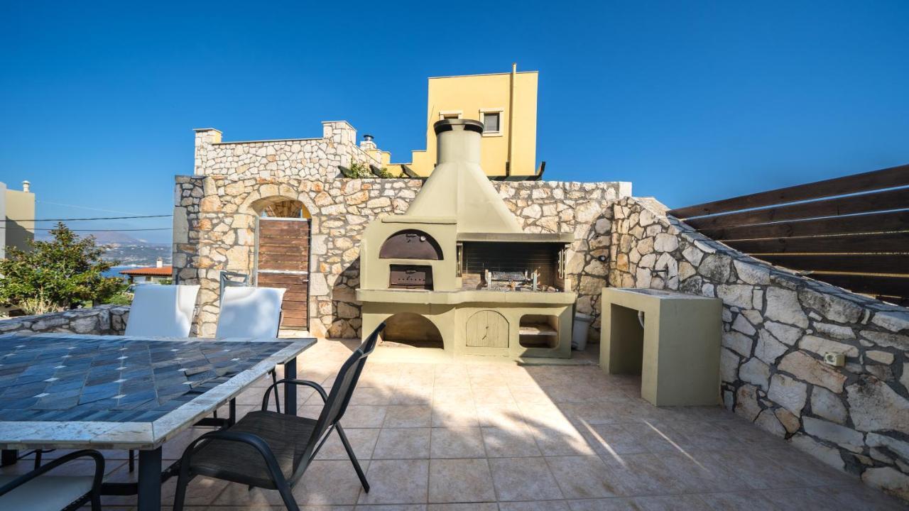 מגאלה קורפיה Villa Majestic Crete Heated Pool And Sauna מראה חיצוני תמונה
